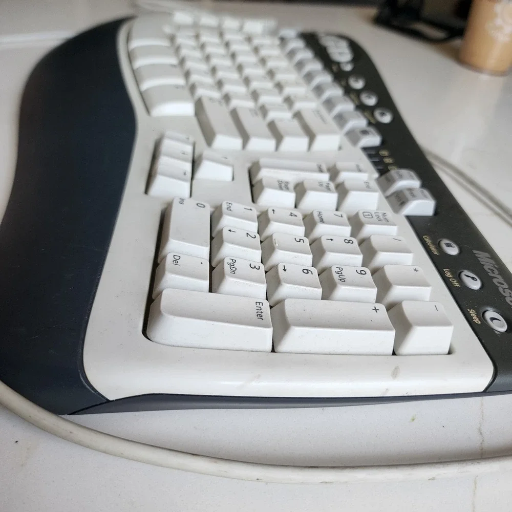 Microsoft Multimedia Keyboard 1.0A Vintage Erganomic